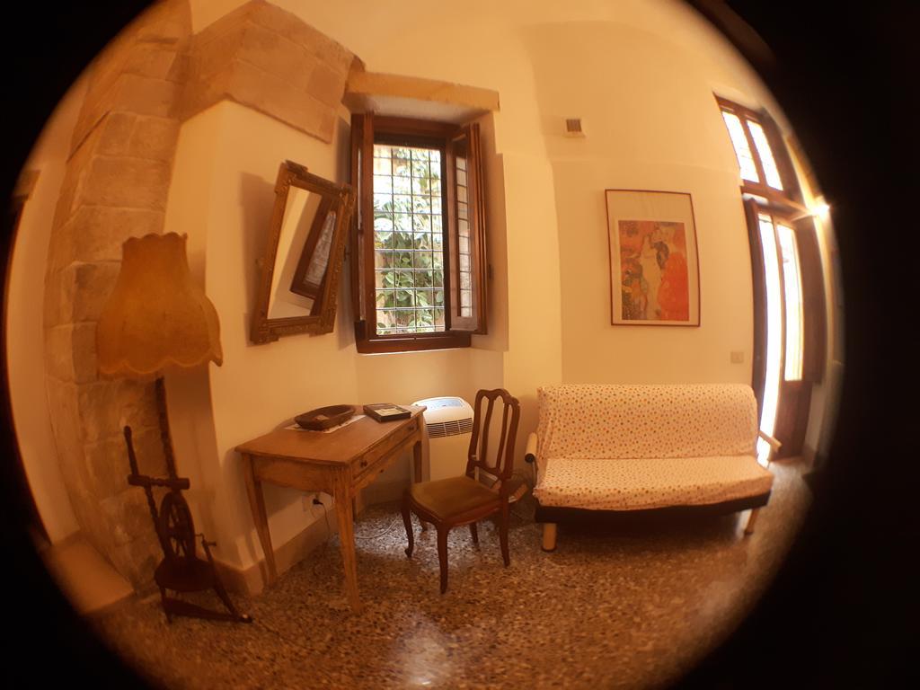 Bed and Breakfast Antica Galateo Лечче Экстерьер фото